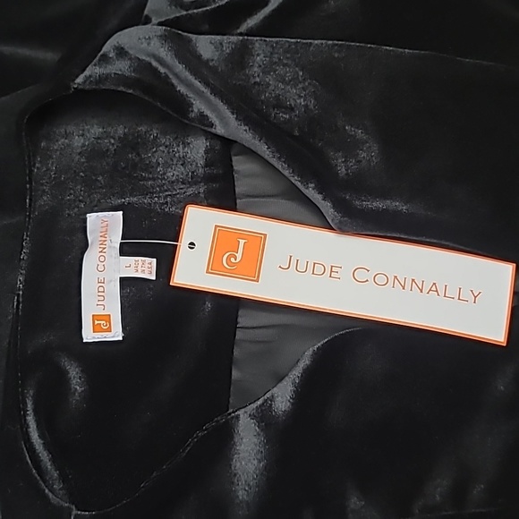 Jude Connally Kerry Stretch Velvet Split Round Neck 3/4 Bell Sleeve Shift Dress… - Picture 11 of 11